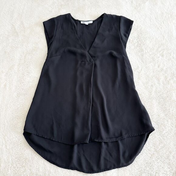 DR2 Blouse Size XXS Black V Neck Cap Sleeves Casual Business Workwear - Picture 3 of 8